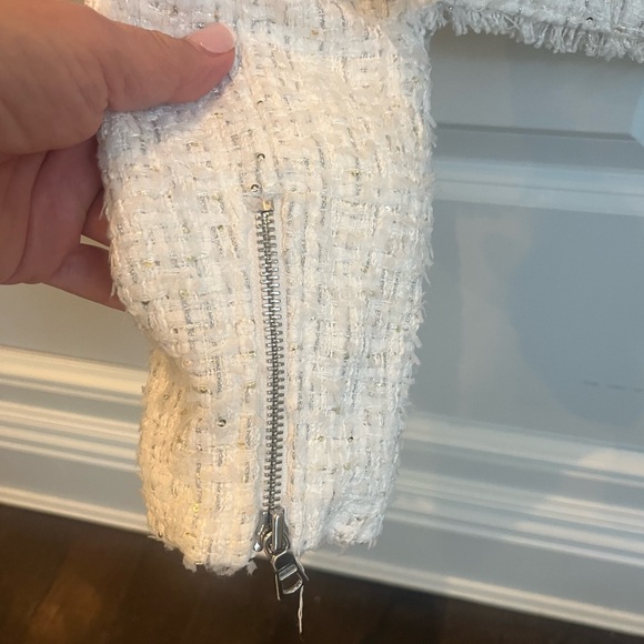 Alice + Olivia Zeta Cropped Box Jacket with Chain Trim - Picture 8 of 9